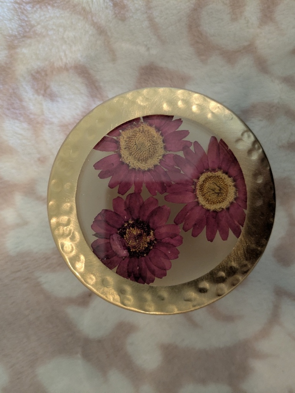 Anthropologie Rosy Rings Scented Floral Press Candle Pallo Santo Rosewood 4.5oz